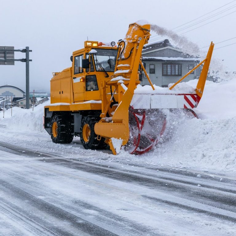 Winterdienst zuverlässig, sicher & professionell Winterdienst